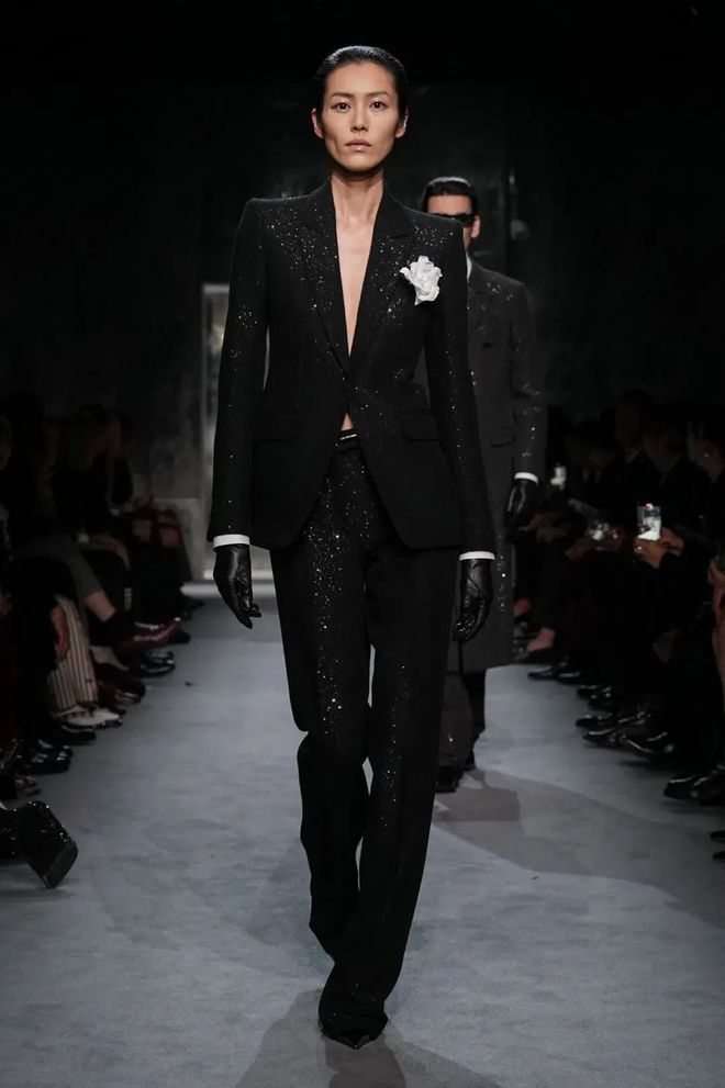 奇趣分分彩：明星设计师竟“打起来”了（巴黎纯享篇）