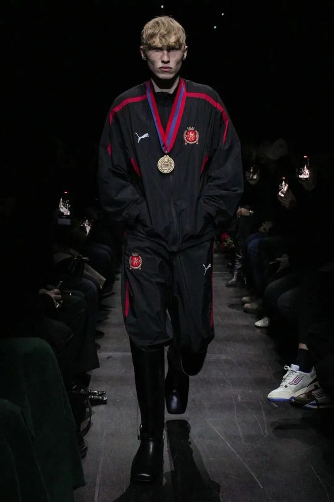 奇趣分分彩：明星设计师竟“打起来”了（巴黎纯享篇）