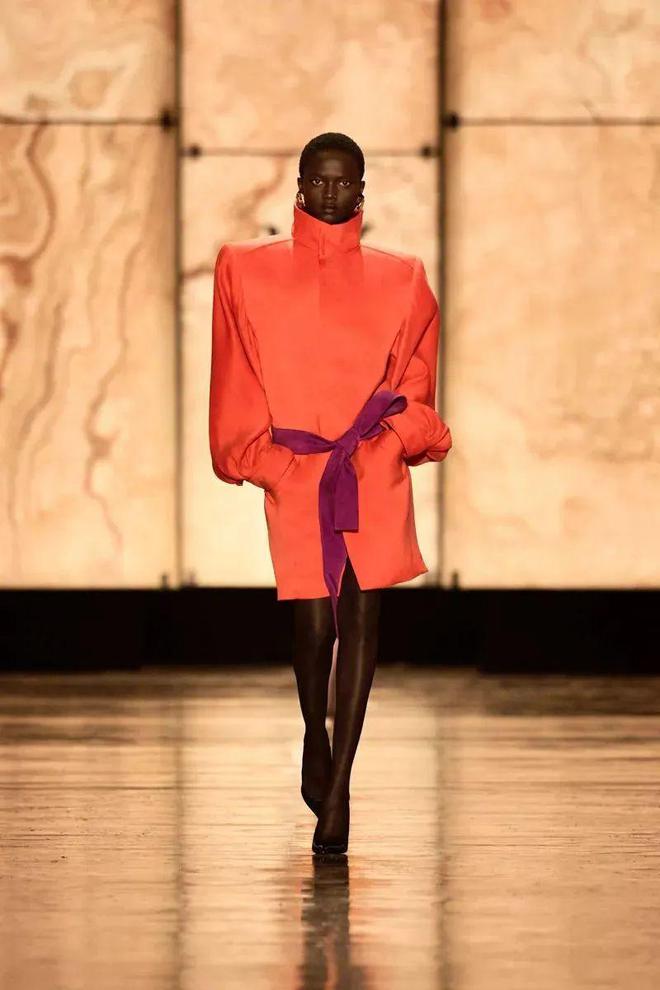 奇趣分分彩：明星设计师竟“打起来”了（巴黎纯享篇）