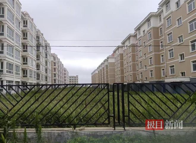 焦点娱乐官方：山东威海一小区建成11年却无法入住，业主：只剩下水电气没通